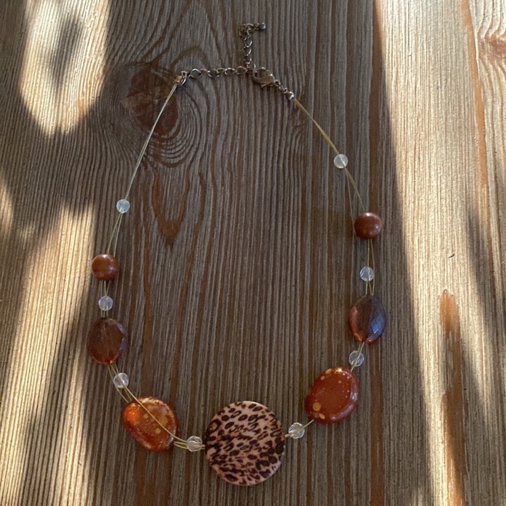 Necklace EUC - Picture 2 of 2
